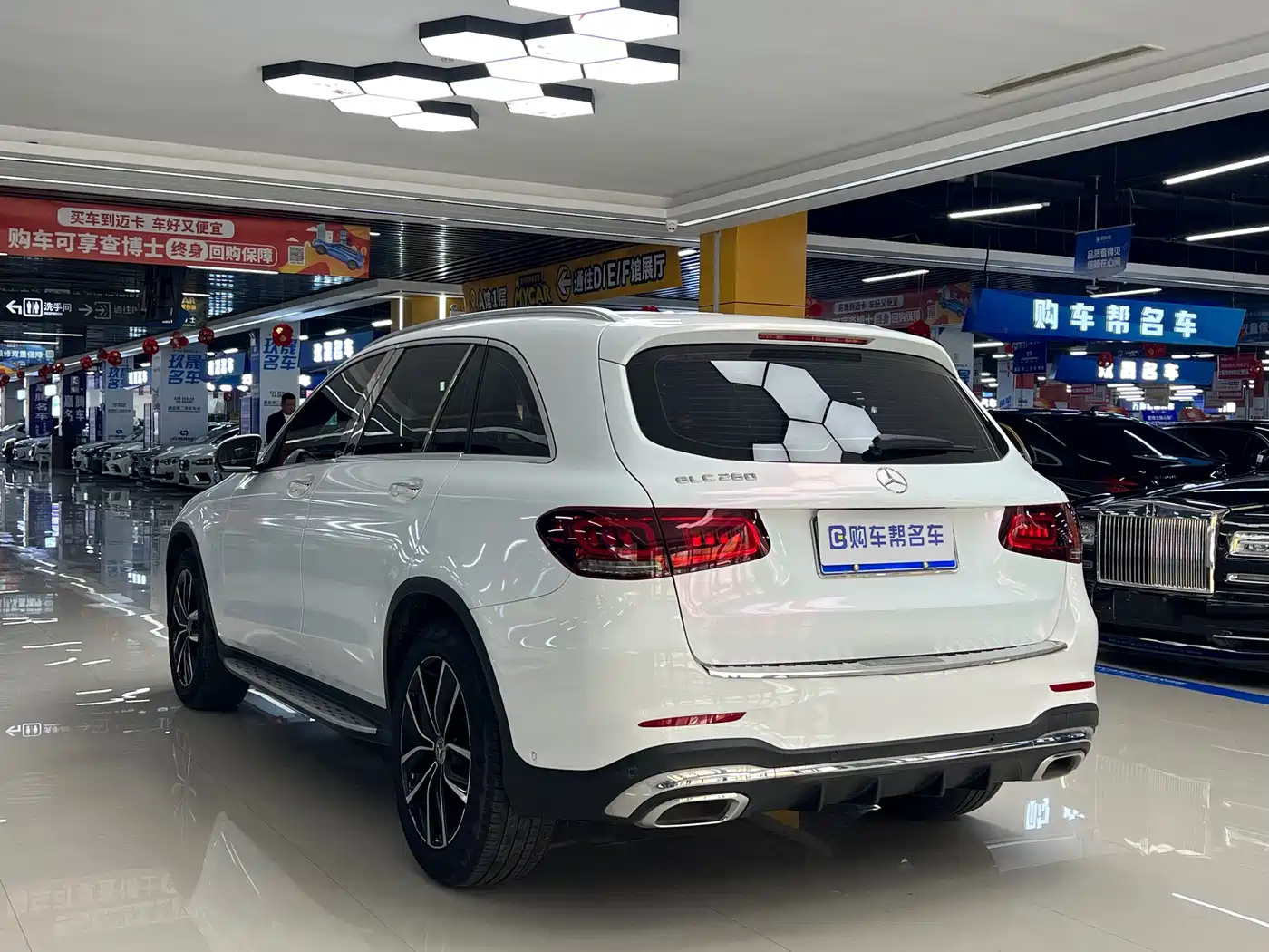 MERCEDES-BENZ GLC