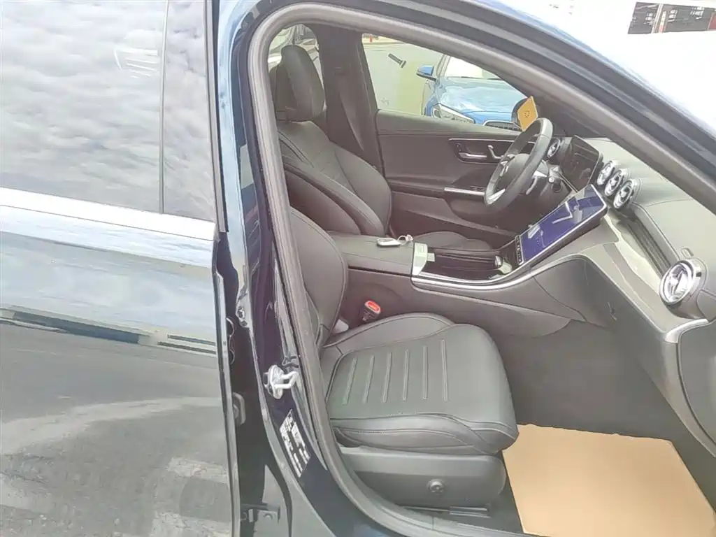 Mercedes-Benz C-Class 2023 Facelift C 260 L Sport Edition фото 25