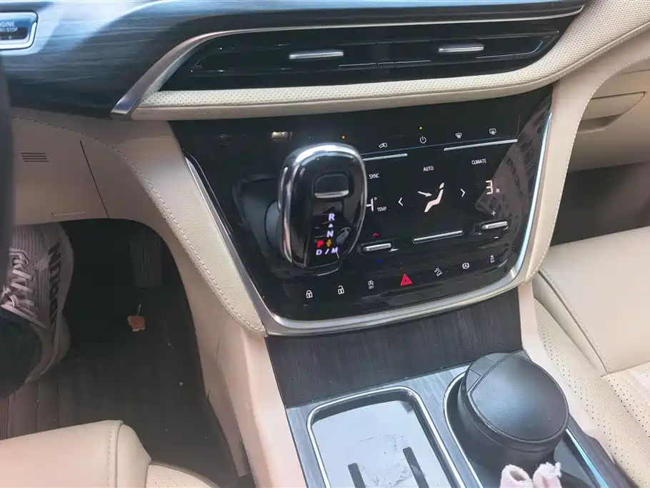 BUICK GL8