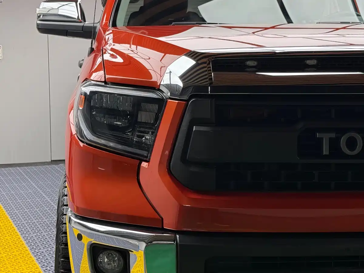Toyota Tundra 2014 5.7L TRD Pro фото 5