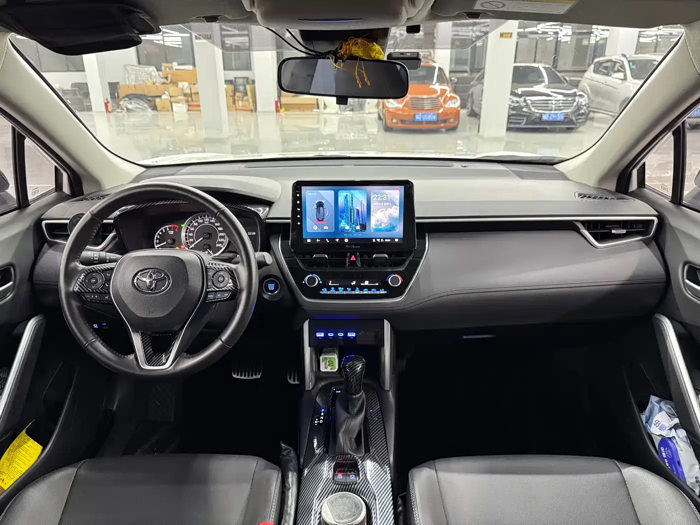 Toyota Corolla Cross 2022 2.0L Premium Edition фото 11