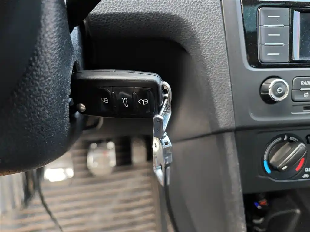 Škoda Rapid 2019 1.5L Manual Comfort Version China VI фото 9