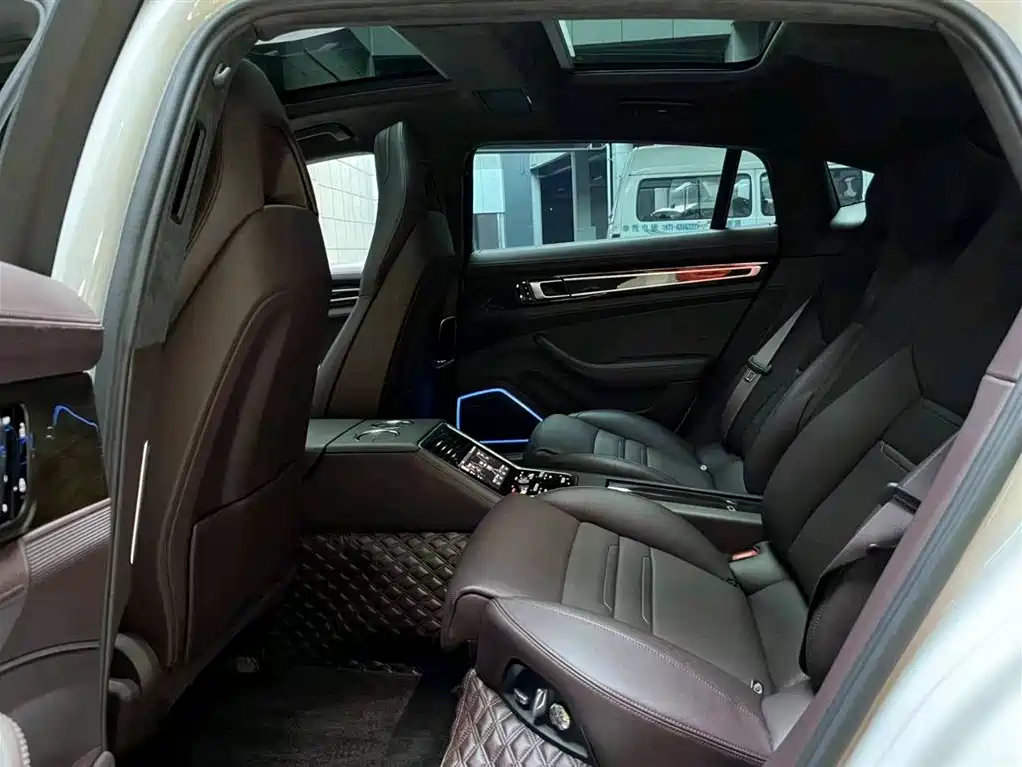 Porsche Panamera 2021 Panamera 4 Executive Long Wheelbase 2.9T фото 7