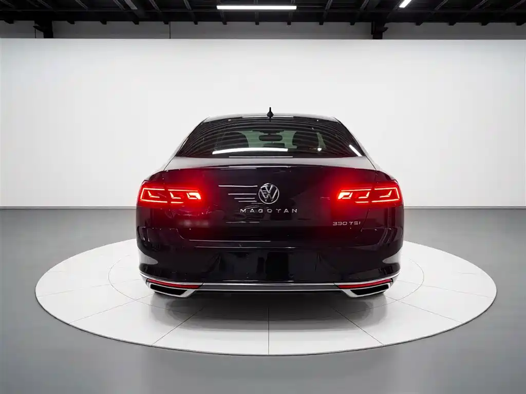 Volkswagen Magotan 2020 330TSI DSG Leading фото 6