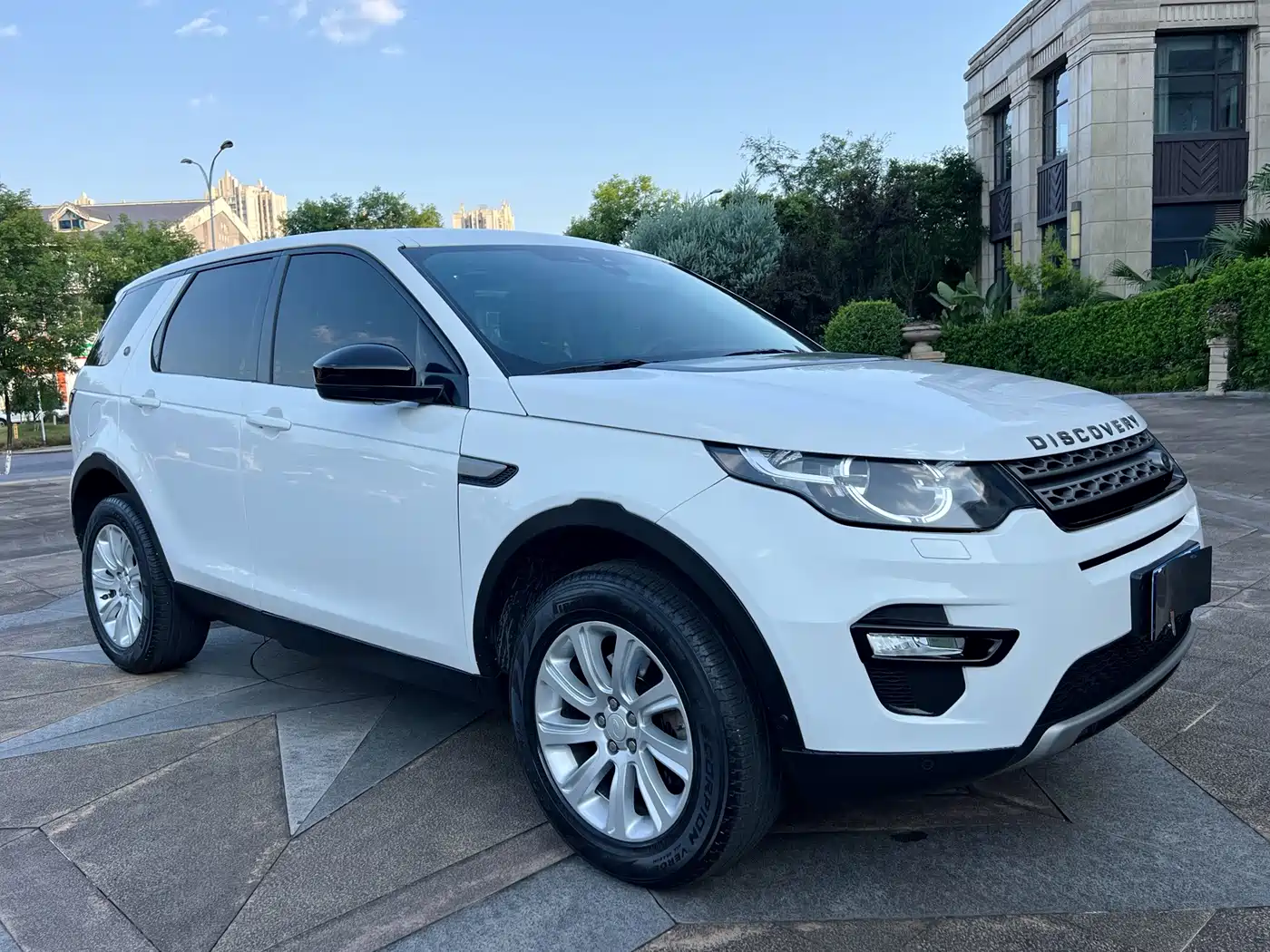 Photo 3 - Land Rover Discovery Sport