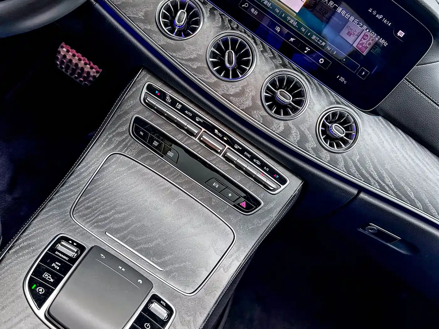 MERCEDES-BENZ CLS