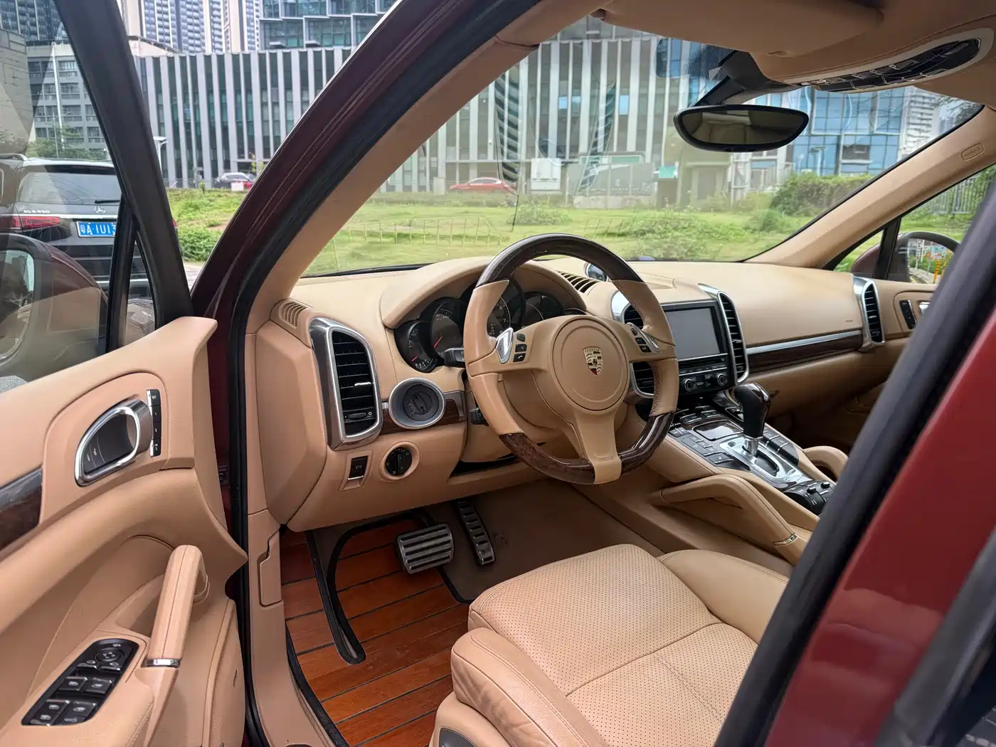 Porsche Cayenne 2011 Cayenne 3.0T фото 12