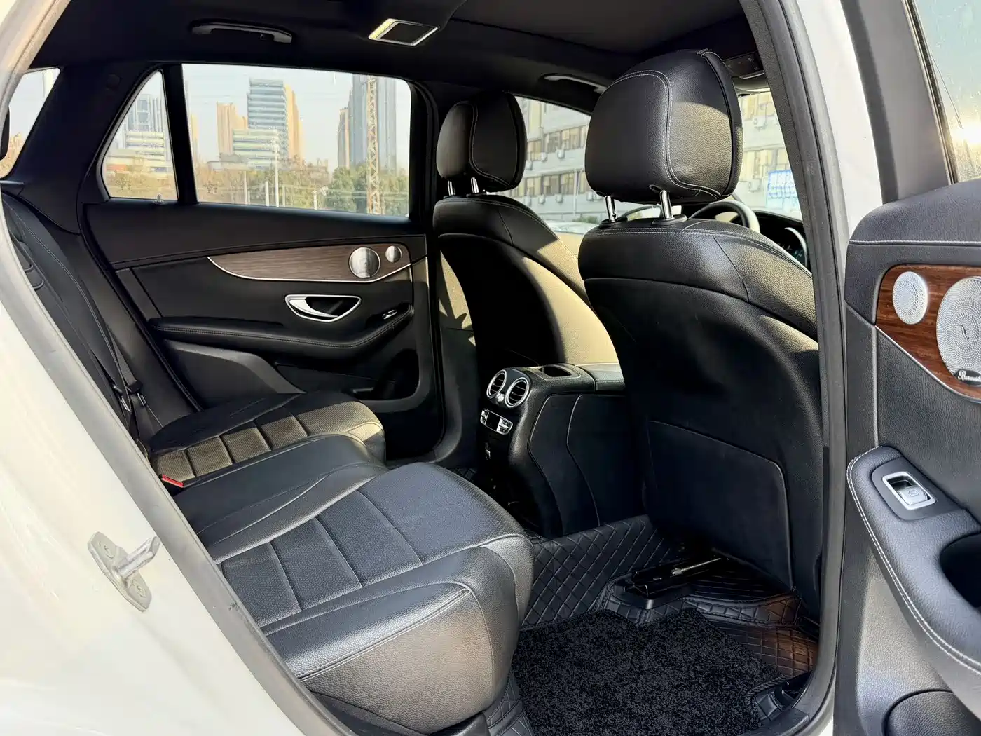 Mercedes-Benz GLC 2021 GLC 300 L 4MATIC Sporty фото 16