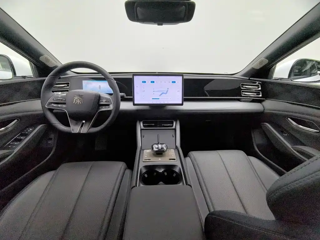 BYD Qin L 2025 2024 DM-i 80KM Superior