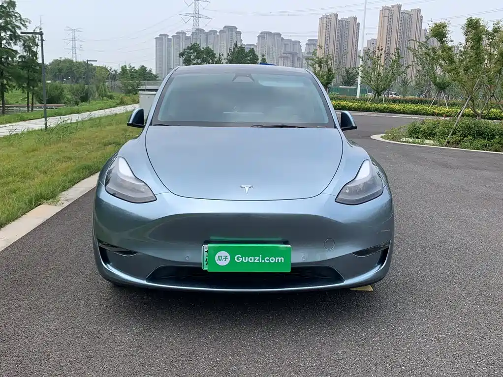 Фото 3 - Tesla Model Y