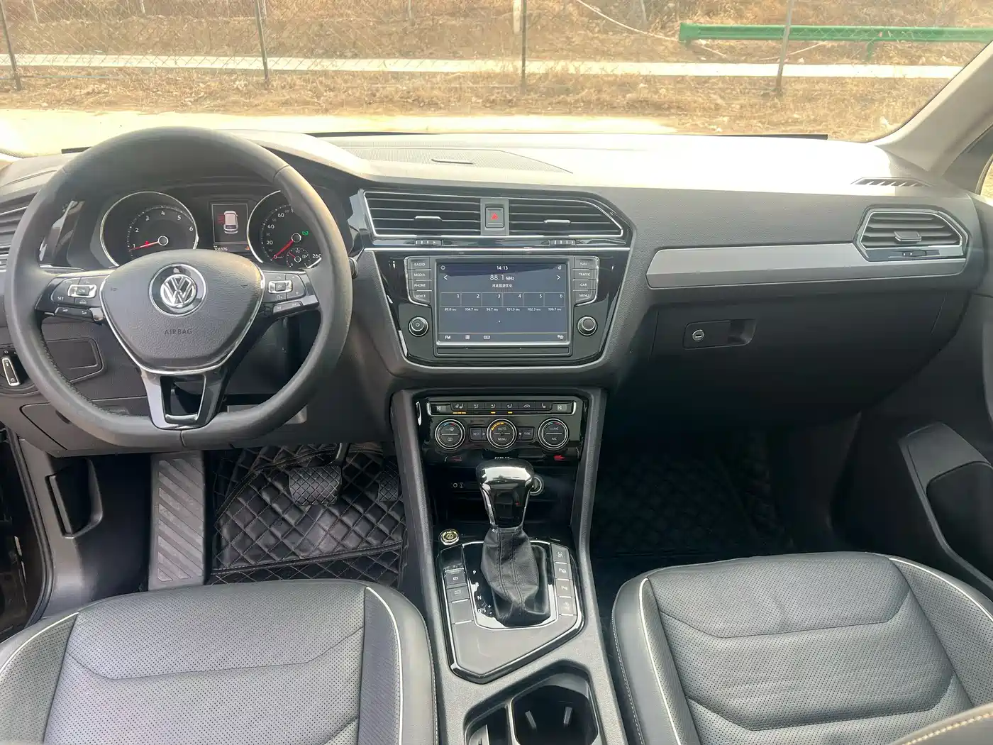Volkswagen Tiguan L 2018 330TSI Automatic 2WD Flagship Edition фото 4