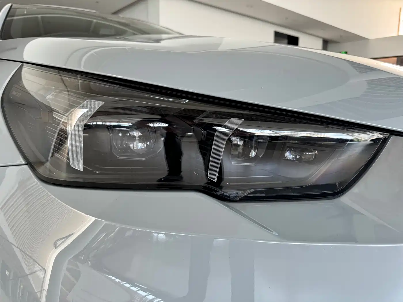 BMW M5 New Energy 2025 M5 фото 13