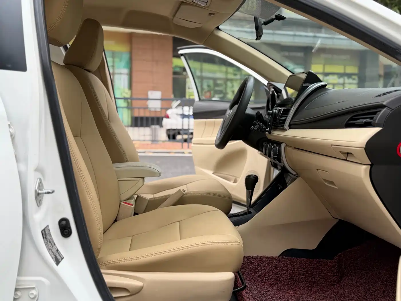 Toyota Vios 2016 1.5L Automatic Zhi Zhen Xing Yao Edition фото 6