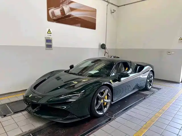 Ferrari SF90 3.9T V8 Stradale