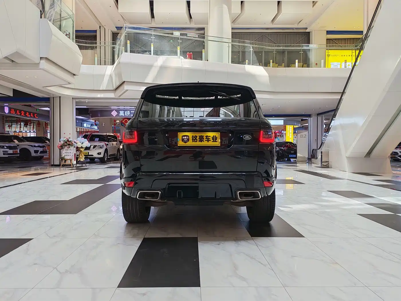 Фото 8 - Land Rover Range Rover Sport
