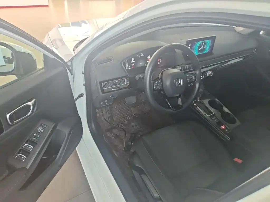 Honda Integra 2024 2023 HATCHBACK 240TURBO CVT Trend Leader Edition