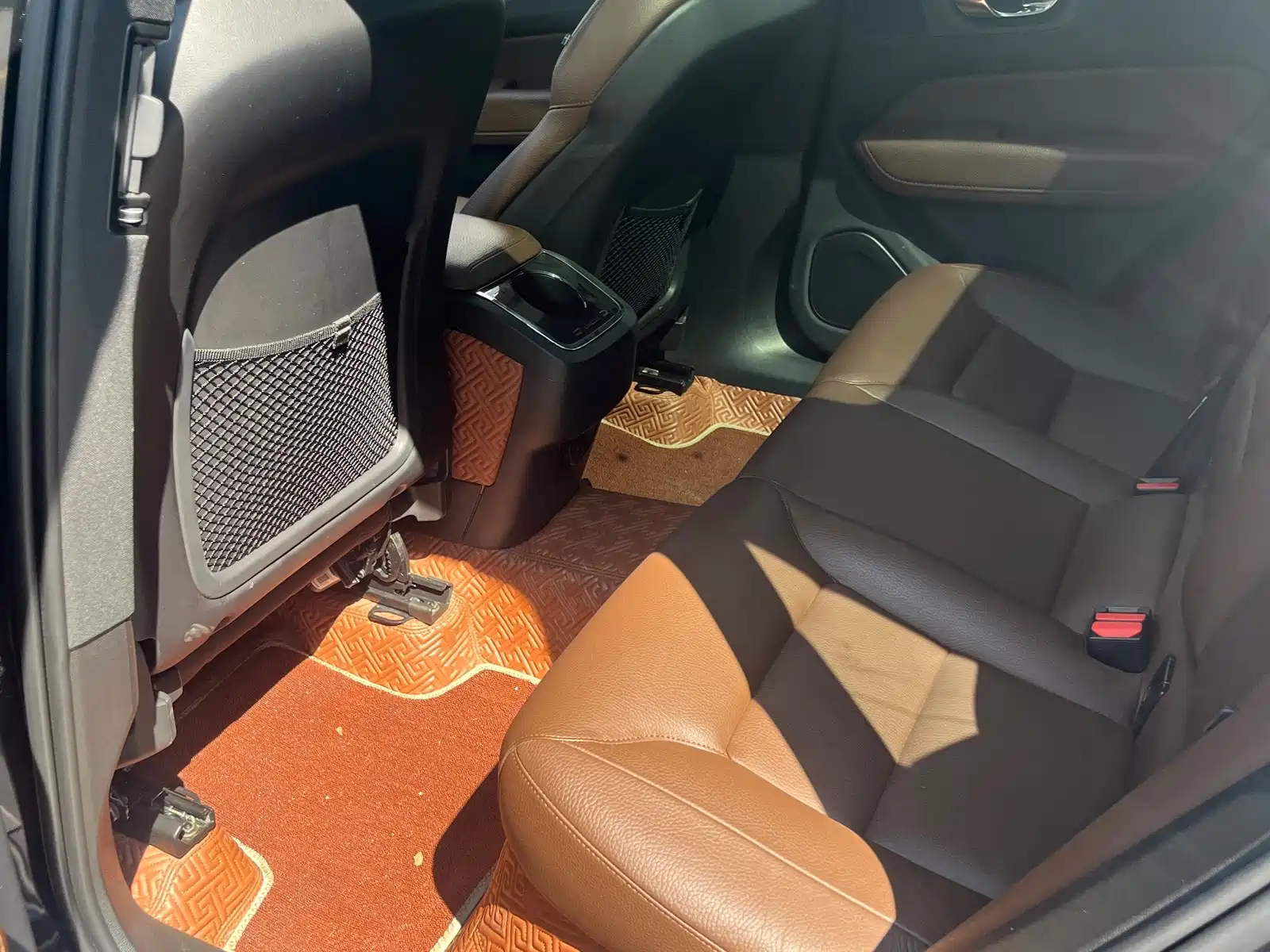 Фото 7 - Volvo XC60
