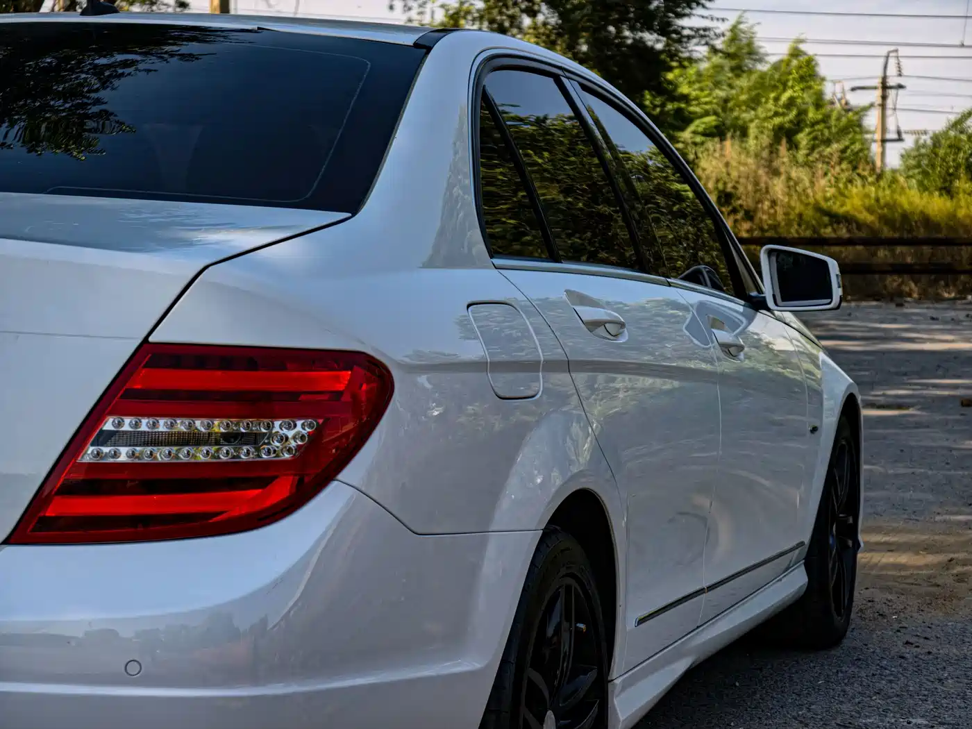 Photo 26 - Mercedes-Benz C-Class
