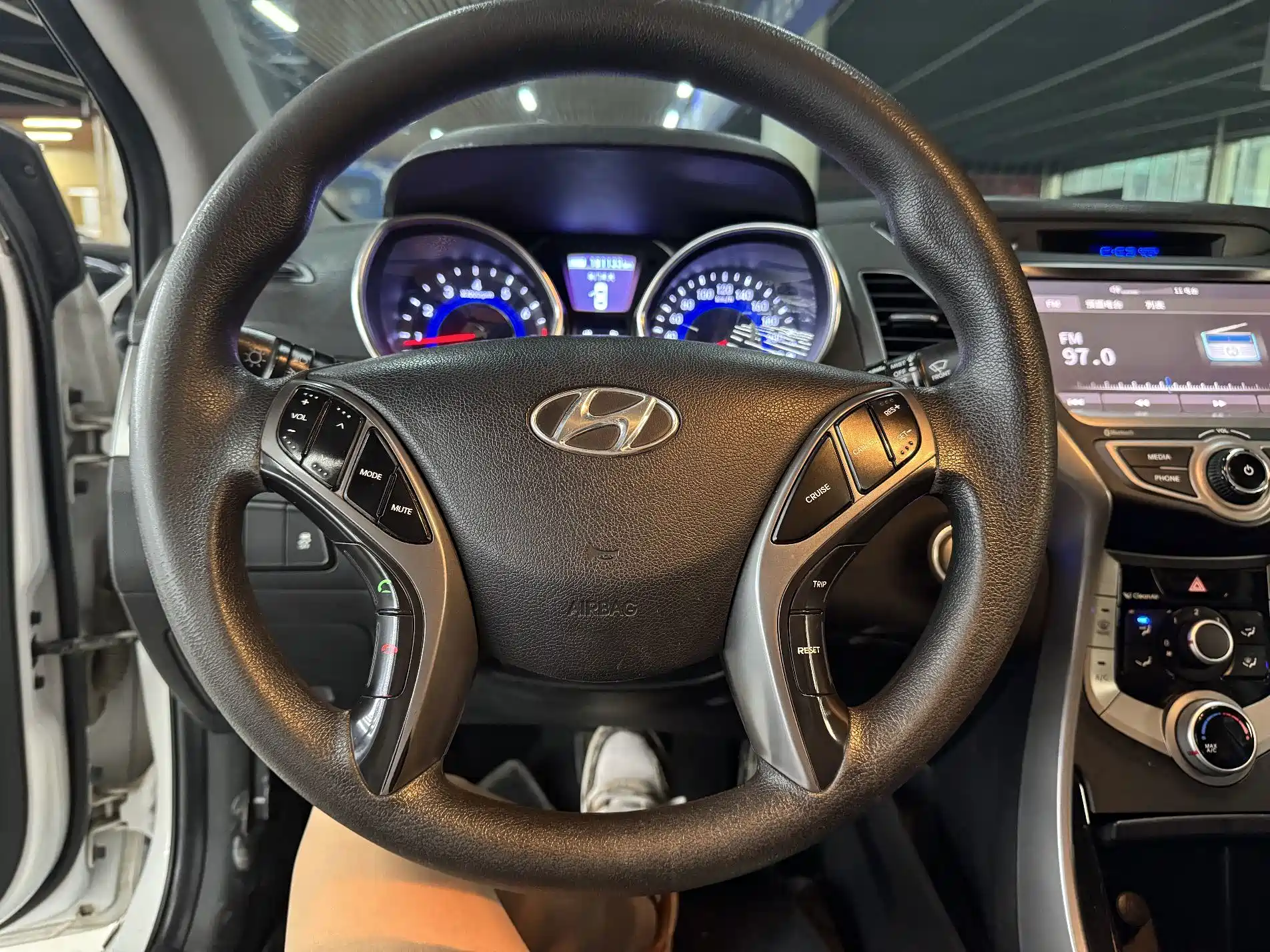 Photo 10 - Hyundai Langdong