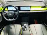 Фото 25 - Geely Geometry E Firefly