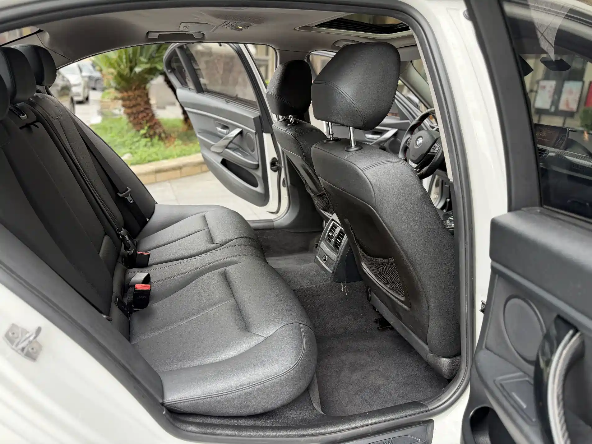 Фото 7 - BMW 3 Series