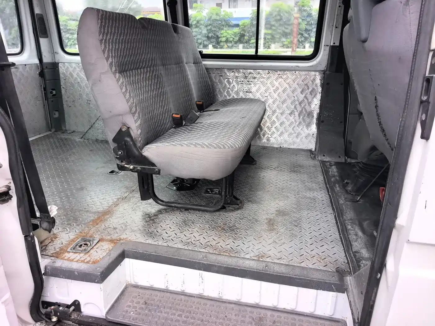 Ford Classic Transit 2016 2016 Model 2.8T Diesel Short Wheelbase 6-Seat Medium Roof Multi-Purpose Vehicle JX493ZLQ4