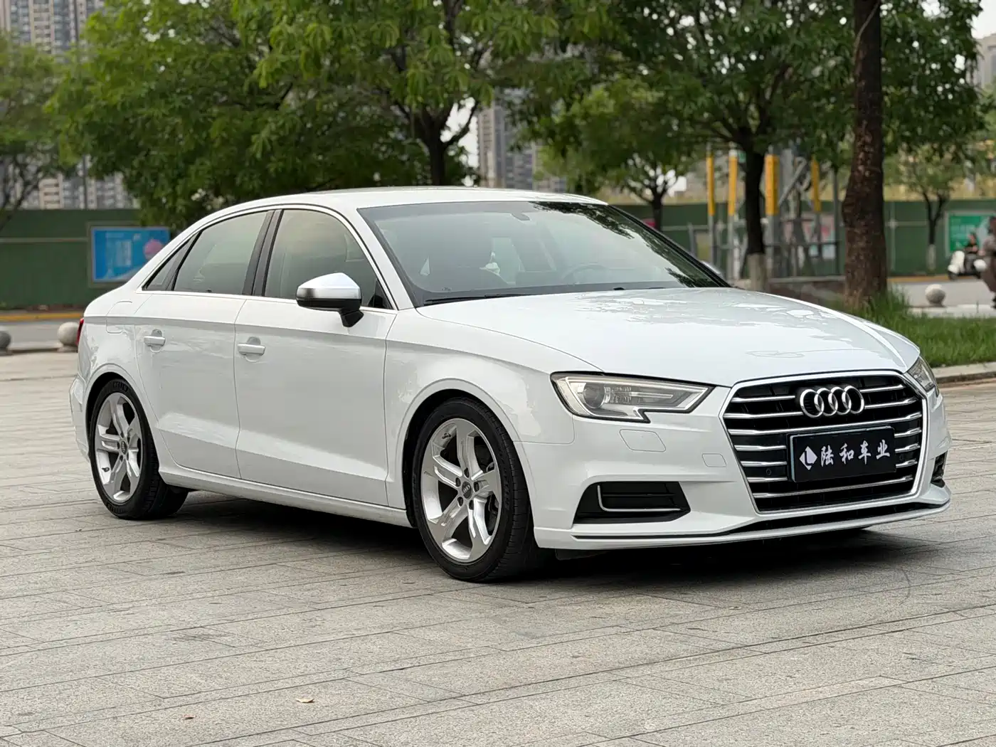 Audi A3 2019 Limousine 35 TFSI Progressive China VI фото 3
