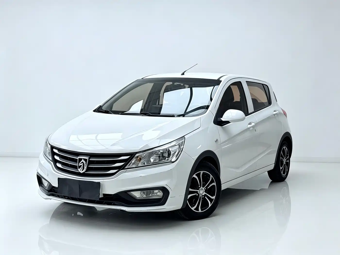 Baojun 310 2017 2016 1.2L Manual Comfort Model