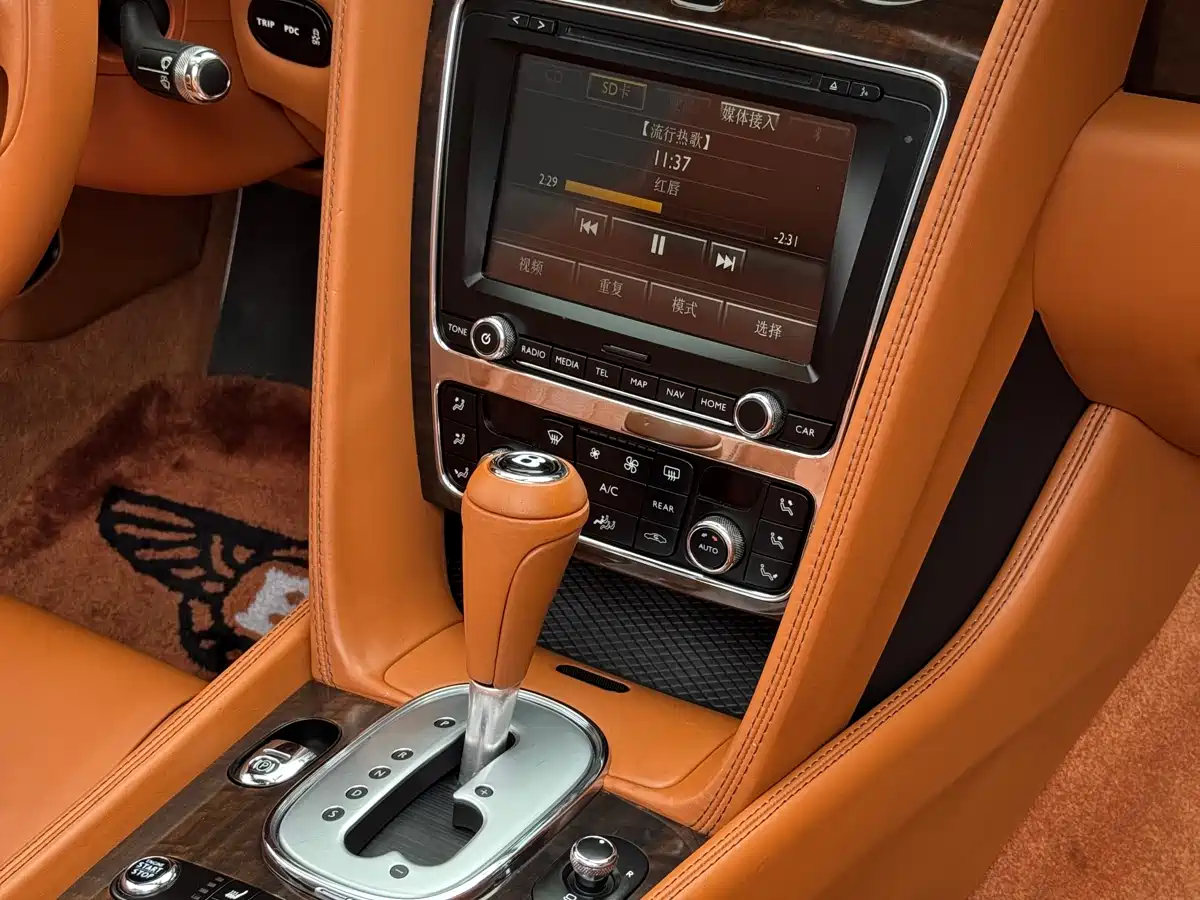 Bentley Continental 2014 2012 4.0T GTC V8