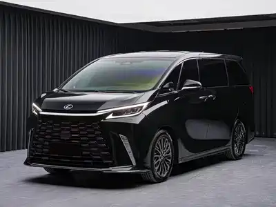 Lexus LM