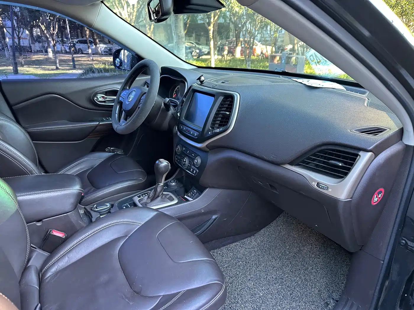Jeep Cherokee (Import) 2014 2014 2.4L Luxury