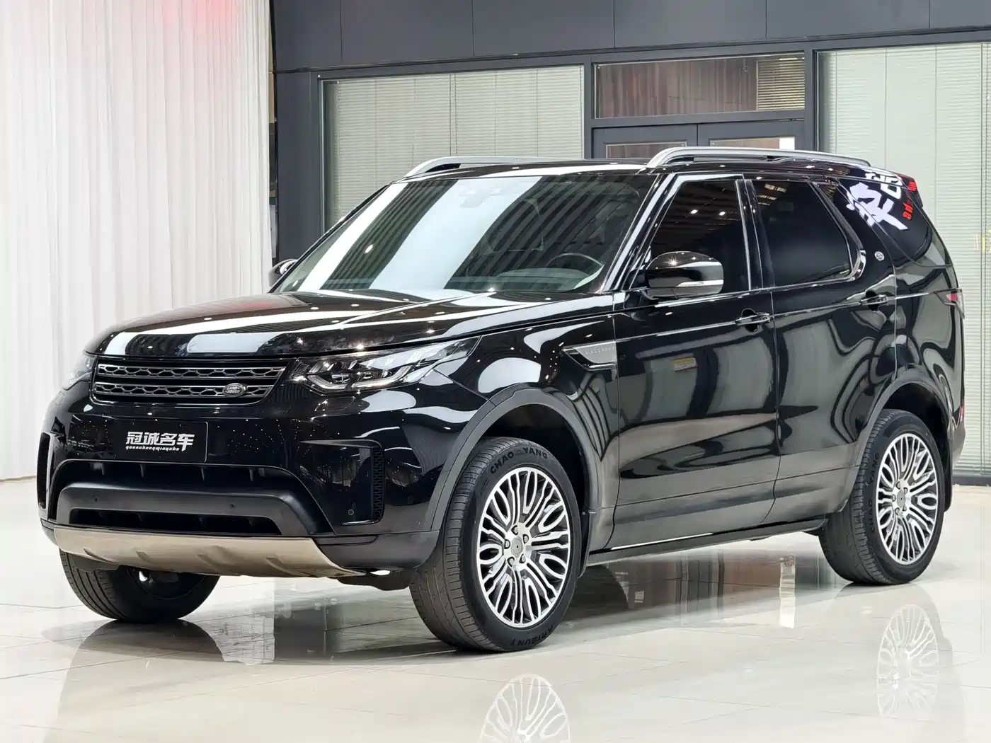 Land Rover Discovery 2018 3.0 SC V6 SE