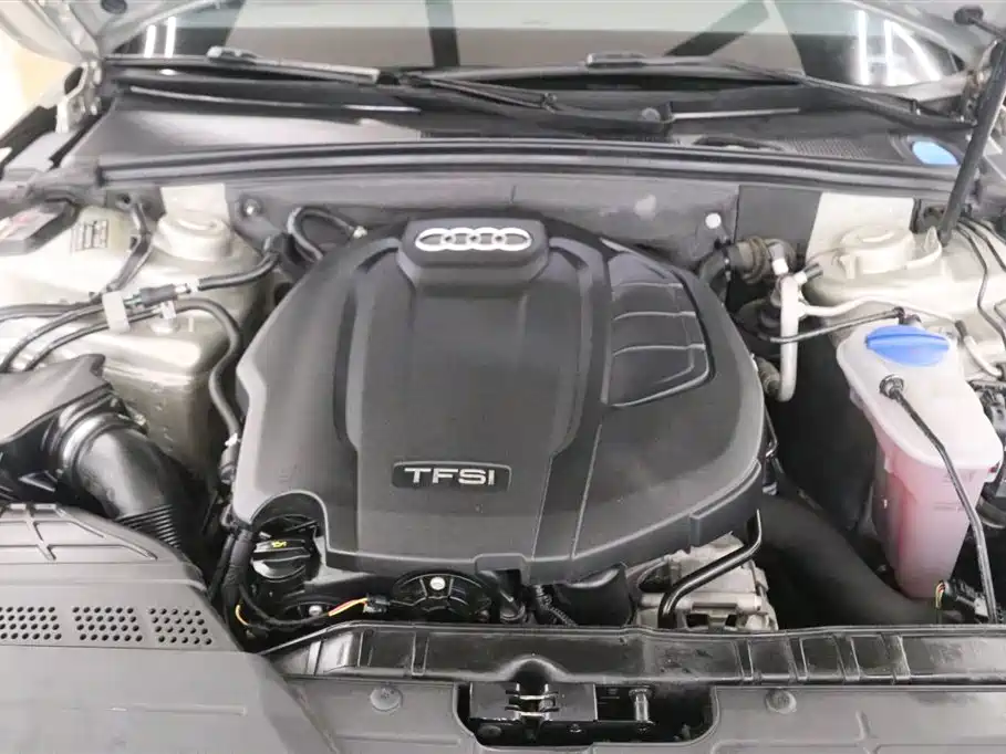 Фото 20 - Audi A4L