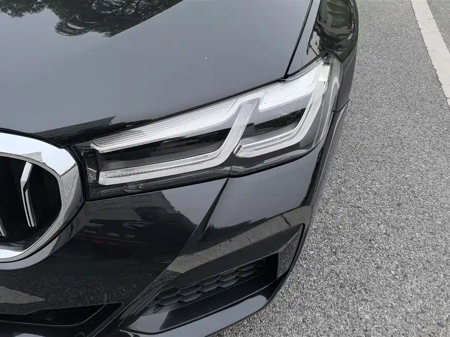 BMW 5 Series 2021 525Li Luxury Package фото 5
