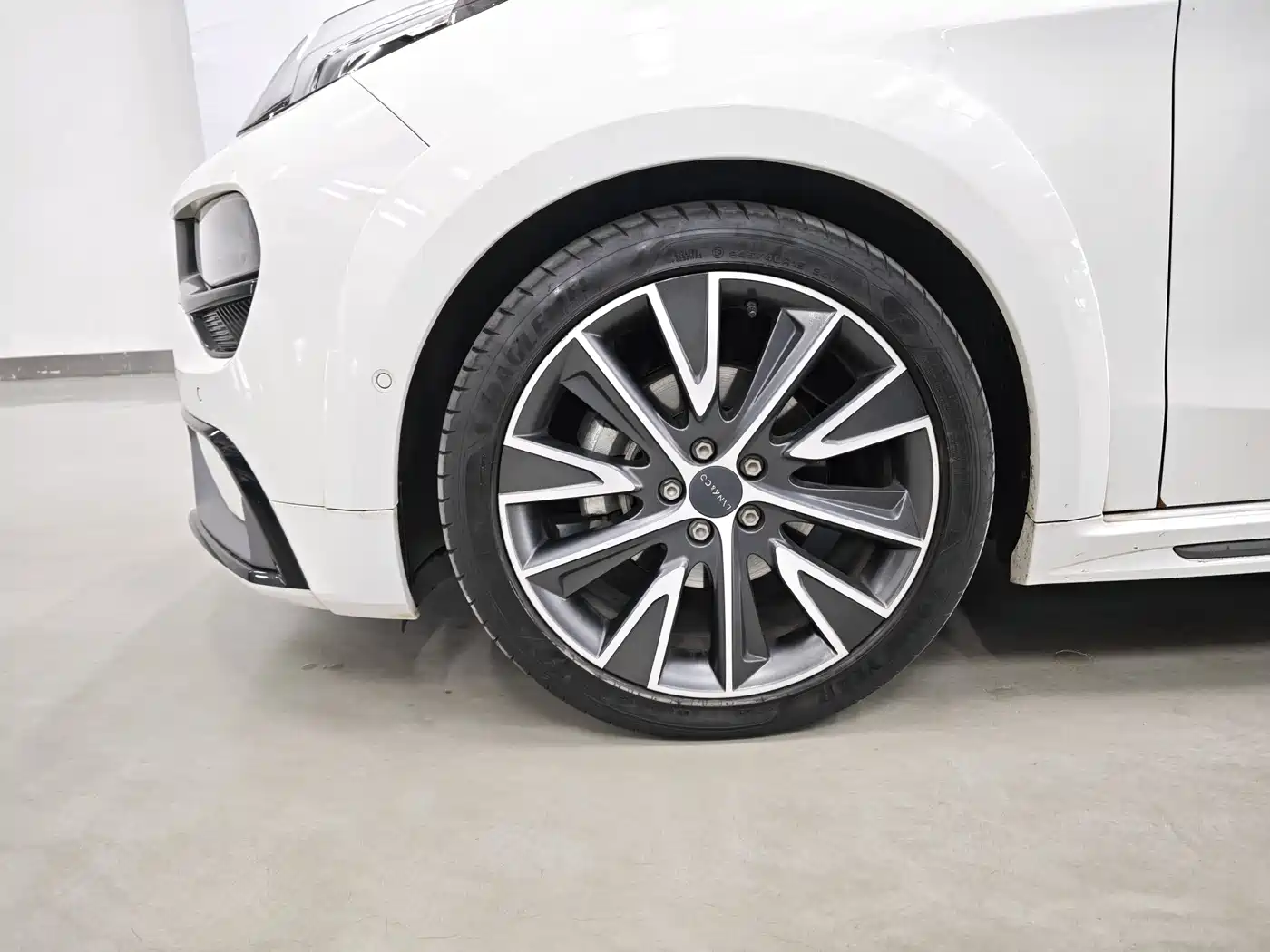 Lynk & Co 02 Hatchback 2022 2.0TD Pro фото 13