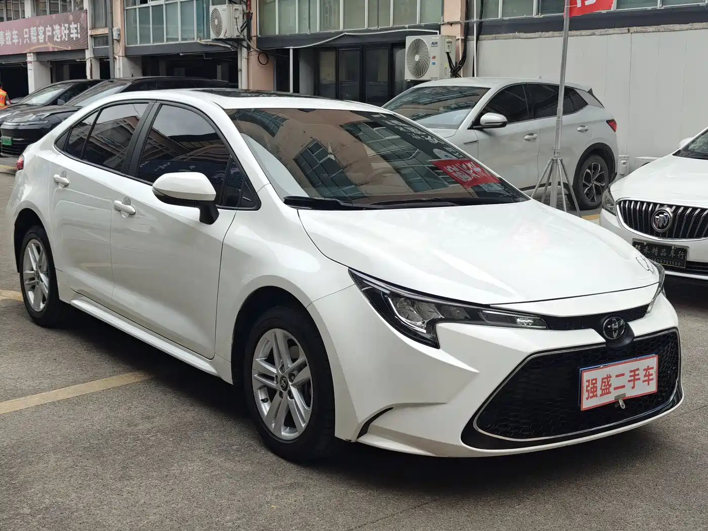 Toyota Levin 2022 185T CVT Luxury Edition фото 3