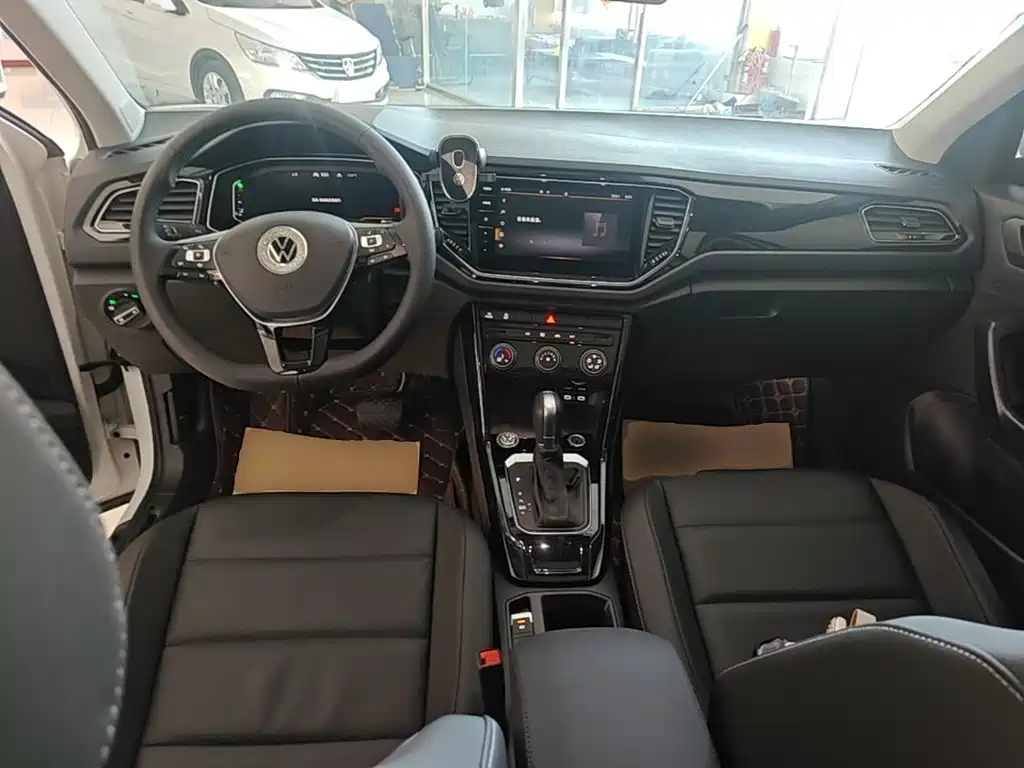 Volkswagen T-Roc, миниатюра 10