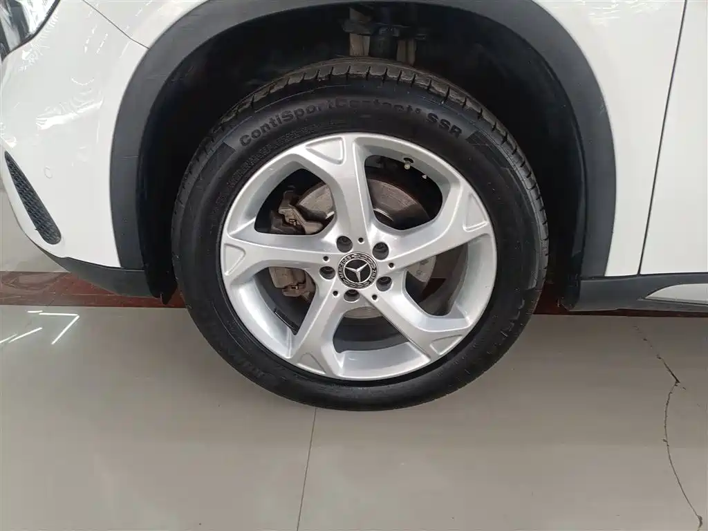 Mercedes-Benz GLA 2018 GLA 200 Dynamic фото 25