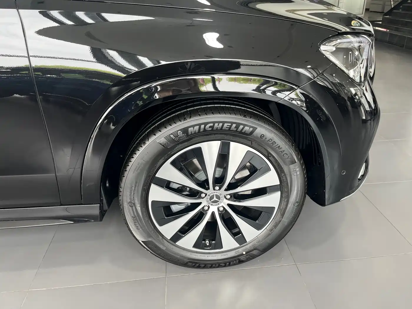 Mercedes-Benz GLE 2025 GLE 350 4MATIC Fashion фото 3