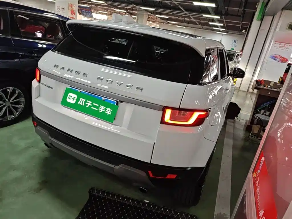 Land Rover Range Rover Evoque 2018 240PS SE Smart Edition фото 5