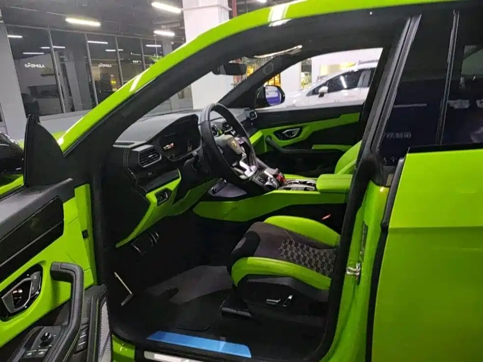 Lamborghini Urus 2021 4.0T V8 фото 6