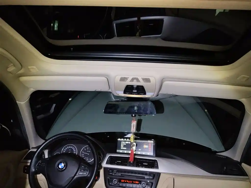 BMW 3 Series 2014 320Li Fashion фото 9