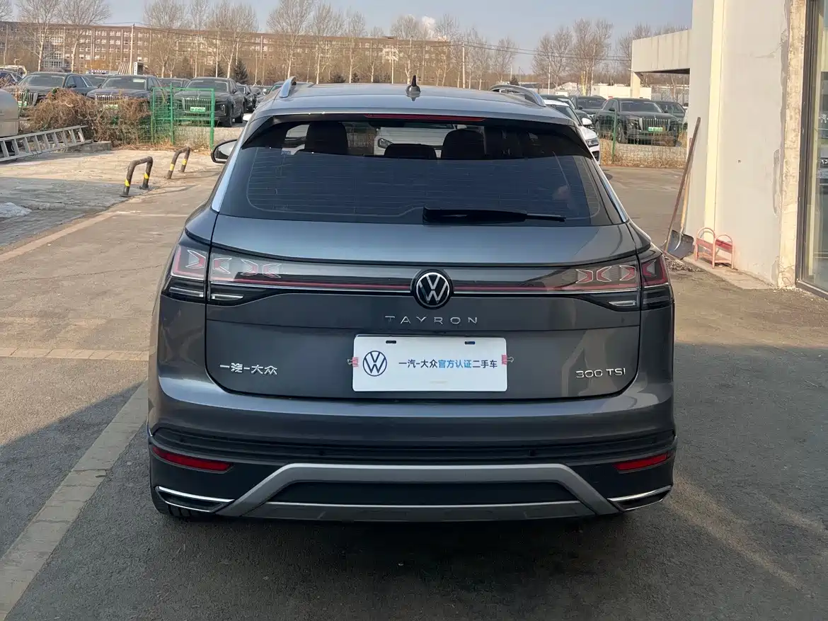 Volkswagen Tayron 2023 330TSI 2WD Luxury Plus Advanced Edition фото 4