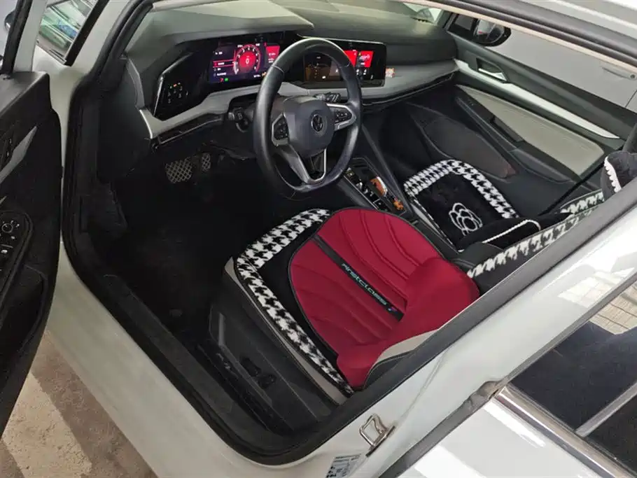 Volkswagen Golf 2021 280TSI DSG Pro фото 9