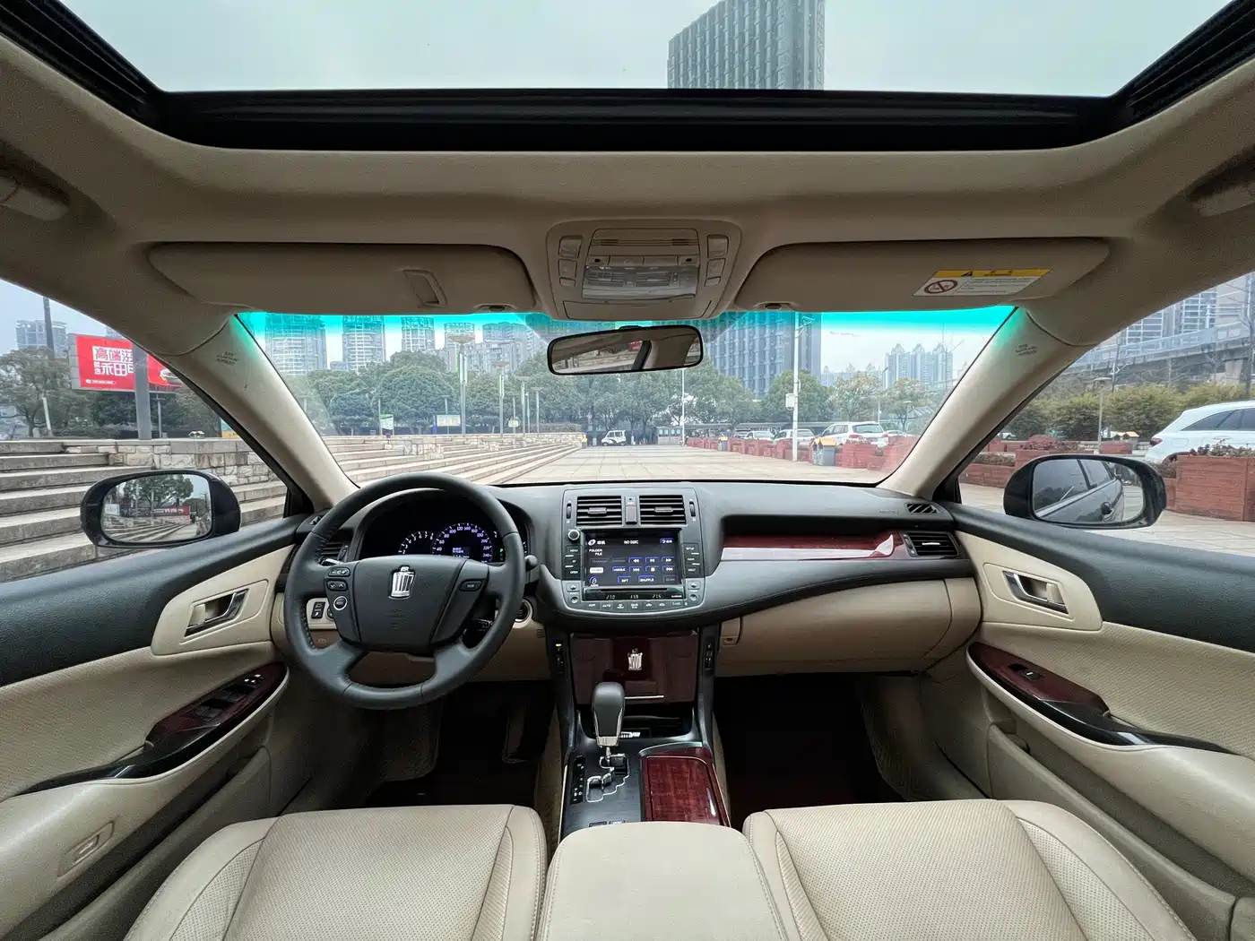 Toyota Crown 2011 2.5L Royal Leather Sunroof Special Edition фото 11