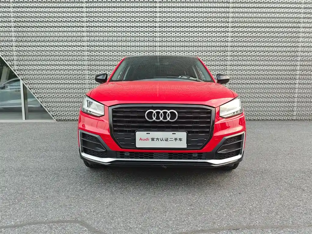 Audi Q2L 2021 Model 35 TFSI Fashion Dynamic фото 3