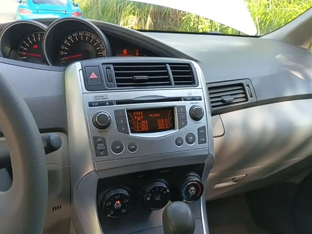 Toyota E'Z 2011 180E CVT Elite Edition фото 13