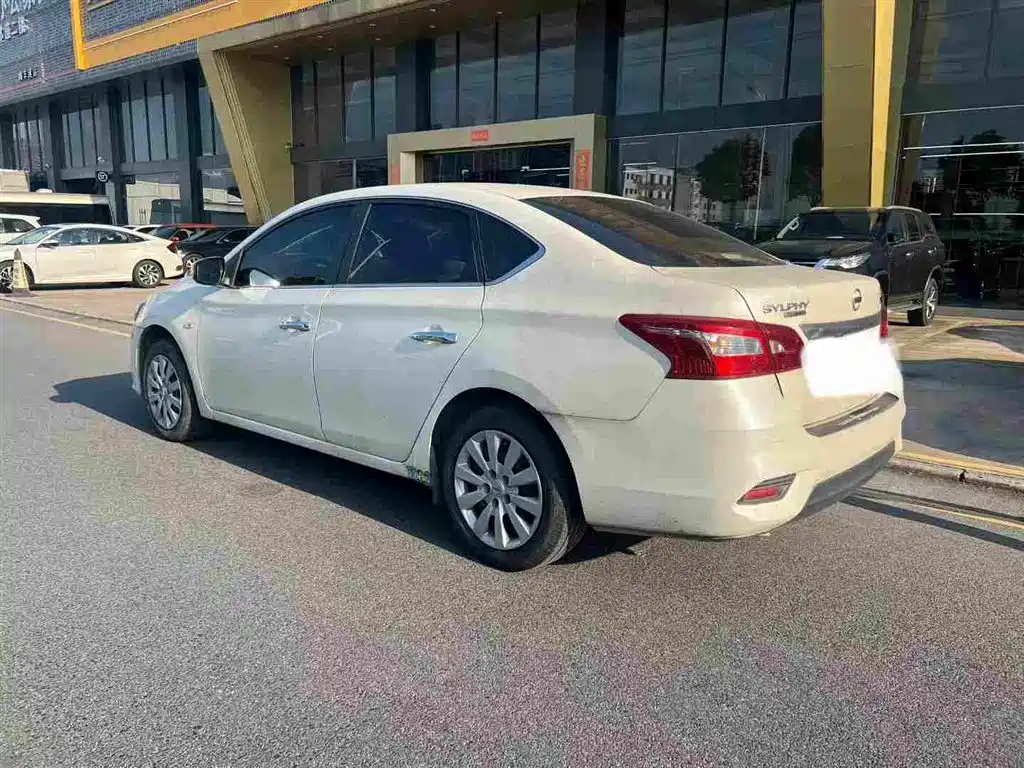 Nissan SYLPHY, миниатюра 4