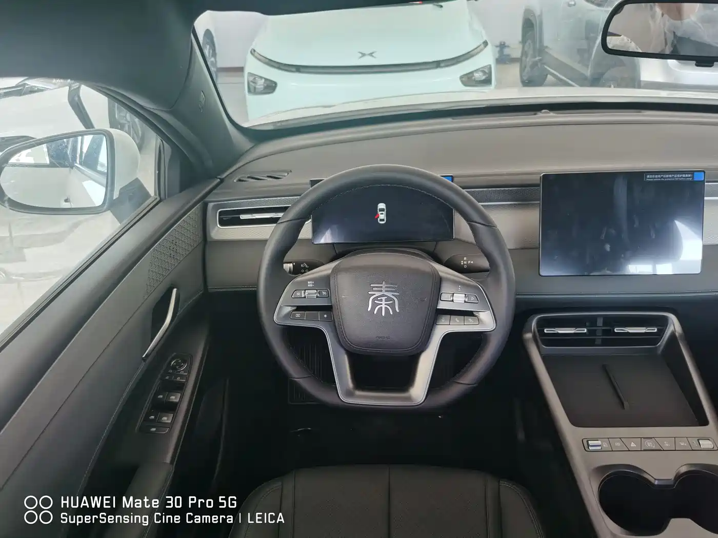BYD Qin PLUS 2026 DM-i 128KM Progressive фото 10