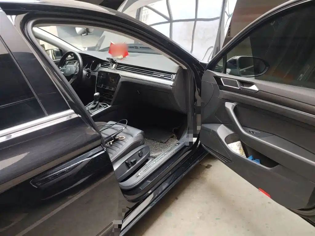 Volkswagen Magotan 2020 330TSI DSG Leading фото 20